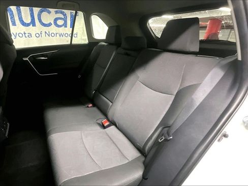 Certified 2025 Toyota RAV4 XLE AWD/4WD image 14
