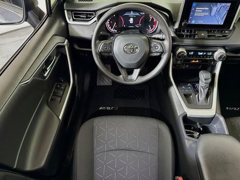 Used 2025 Toyota RAV4 XLE w/ Convenience Package FWD image 20