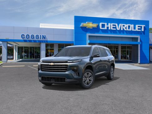 New 2026 Chevrolet Traverse LT w/ Driver Confidence Package image 8