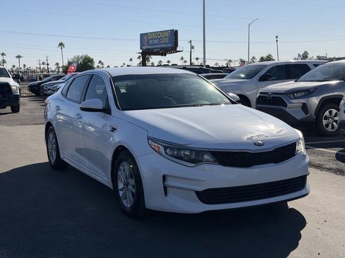 Used 2016 Kia Optima LX image 12
