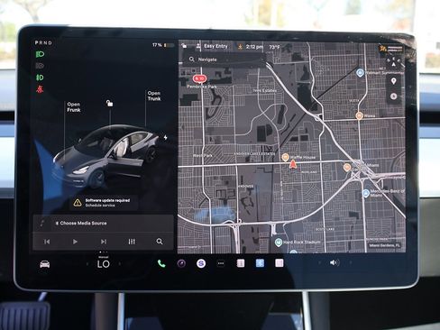 Used 2018 Tesla Model 3 Mid Range image 38