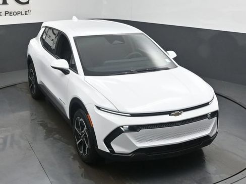 New 2026 Chevrolet Equinox EV LT FWD image 25