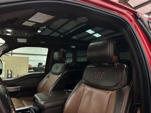 Used 2024 Ford F250 King Ranch w/ Chrome Package image 36