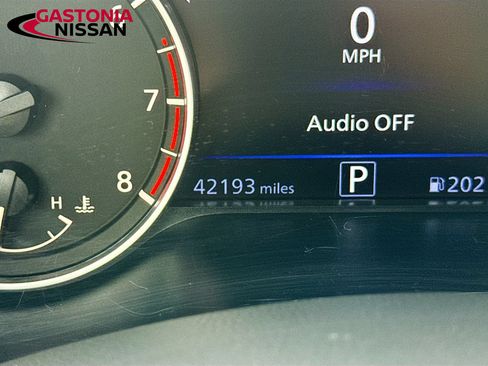 Used 2025 Nissan Altima 2.5 SV FWD image 15