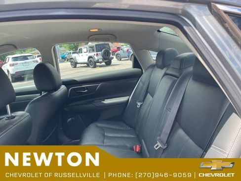 Used 2018 Nissan Altima 2.5 SL FWD image 10