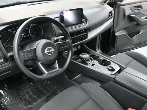 Used 2023 Nissan Rogue S AWD/4WD image 17