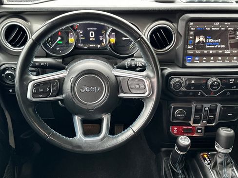 Used 2021 Jeep Wrangler Unlimited Rubicon 4xe image 14