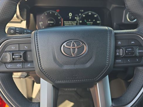 New 2026 Toyota 4Runner 4WD image 28