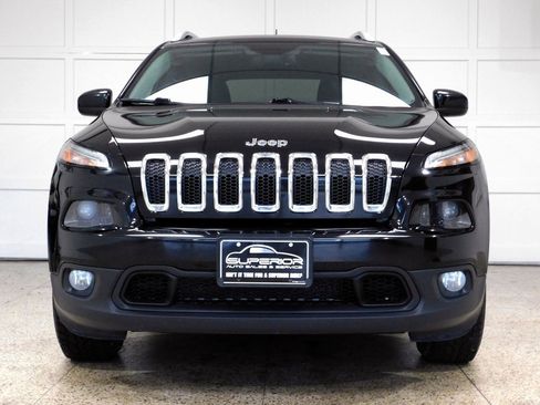 Used 2017 Jeep Cherokee Latitude w/ Comfort & Convenience Group image 5