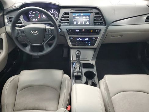 Used 2016 Hyundai Sonata Sport w/ Option Group 02 image 9