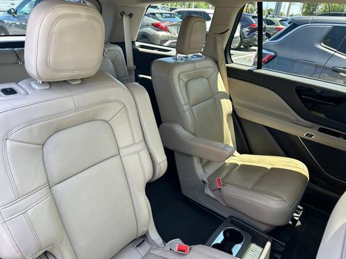 Used 2023 Lincoln Aviator Reserve w/ Equipment Group 201A AWD/4WD image 46