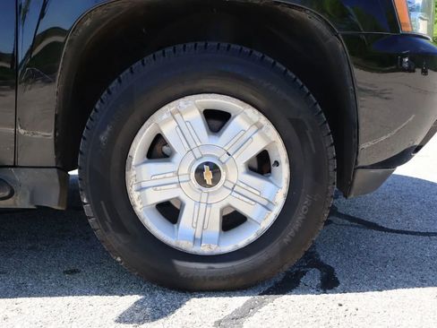Used 2010 Chevrolet Tahoe LT w/ Luxury Package image 9