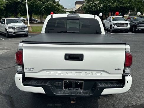 Used 2023 Toyota Tacoma Limited RWD image 4