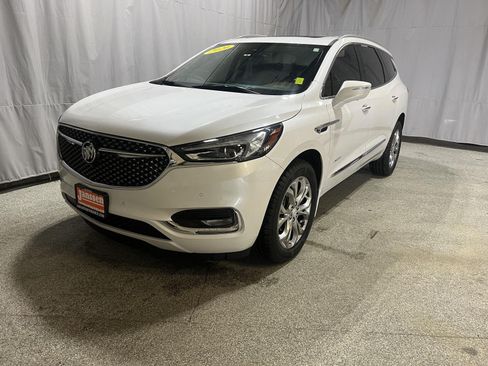 Used 2020 Buick Enclave Avenir w/ Avenir Technology Package AWD/4WD image 4