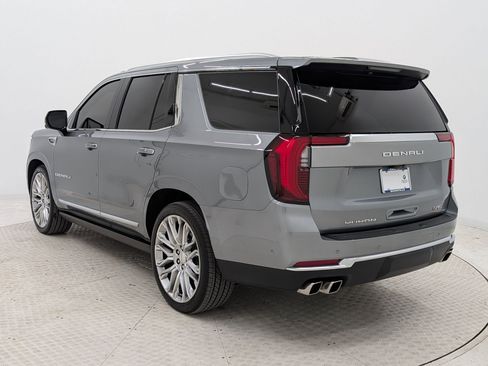 Used 2026 GMC Yukon Denali w/ Denali Reserve Package image 3