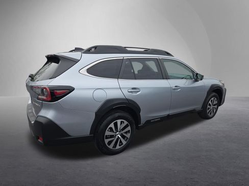 Used 2024 Subaru Outback Premium w/ Popular Package #1A AWD/4WD image 3