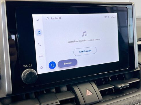 Used 2025 Toyota RAV4 XLE image 8