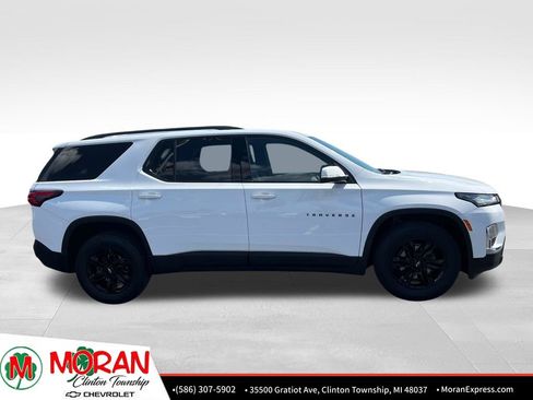 Certified 2023 Chevrolet Traverse LT FWD image 8