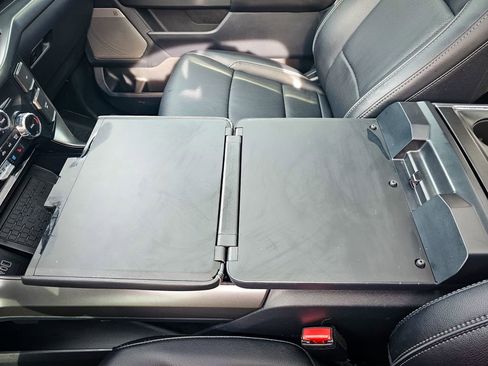 Used 2025 Ford F150 Lariat w/ Equipment Group 501A Mid image 32