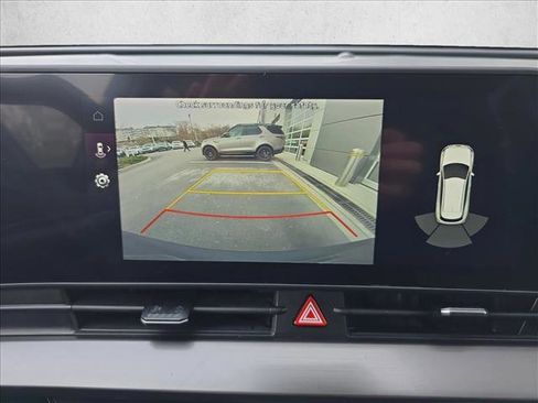 Used 2023 Kia Sportage EX image 22