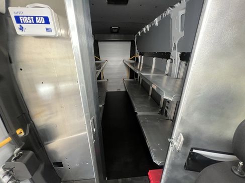 Used 2024 RAM ProMaster 3500 w/ Delivery Van Package image 12