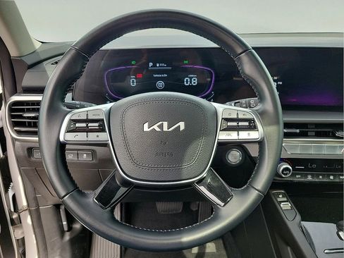 Used 2025 Kia Telluride S AWD/4WD image 19