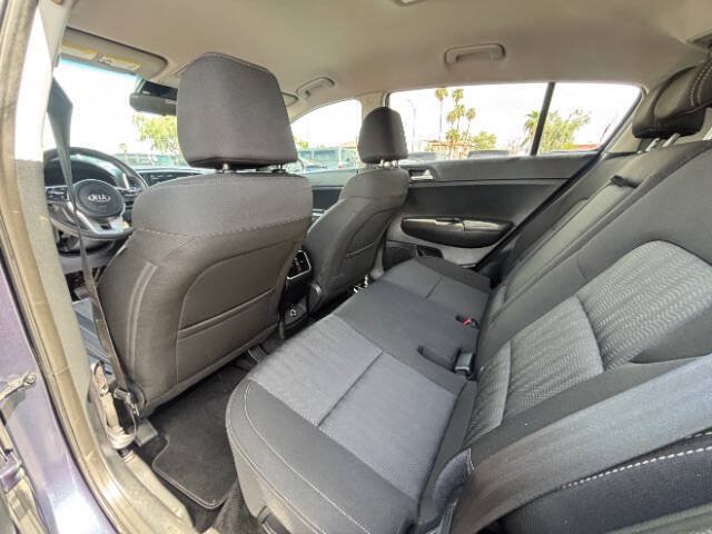 Used 2020 Kia Sportage LX FWD image 17