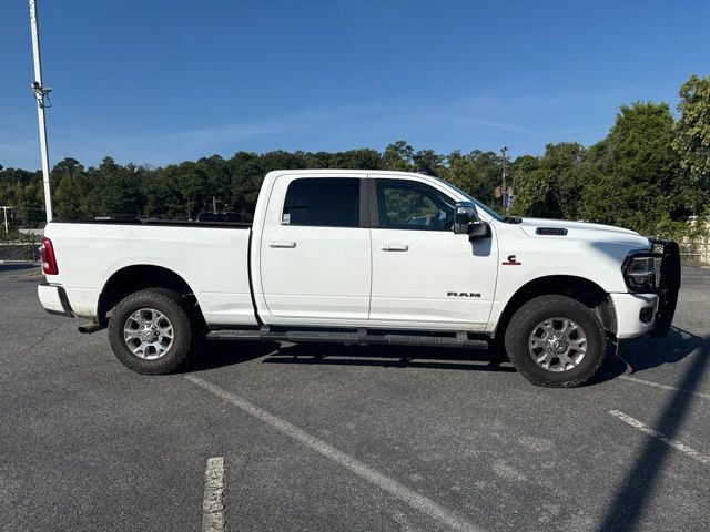 Used 2024 RAM 3500 Laramie AWD/4WD image 2