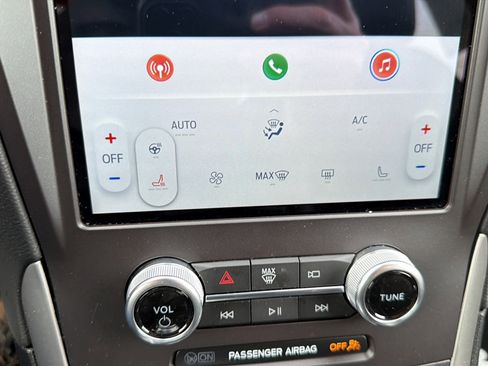 Used 2021 Ford Edge ST-Line AWD/4WD image 19