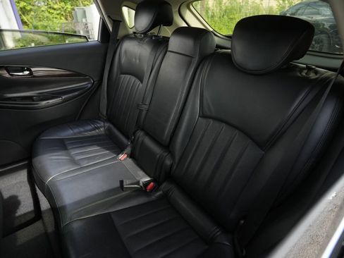 Used 2016 INFINITI QX50 AWD w/ Premium Plus Package image 23