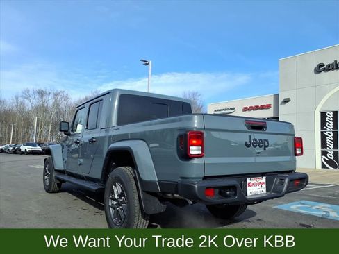 New 2026 Jeep Gladiator Sport image 5