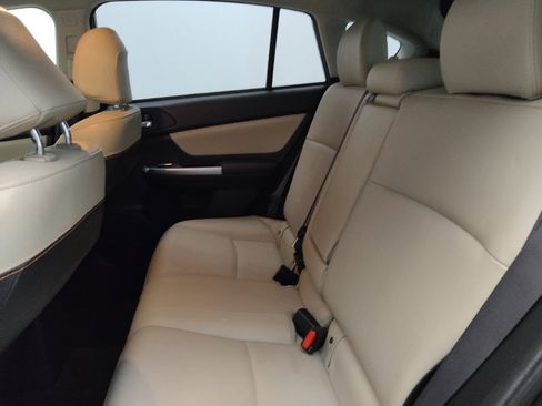 Used 2017 Subaru Crosstrek 2.0i Limited image 18