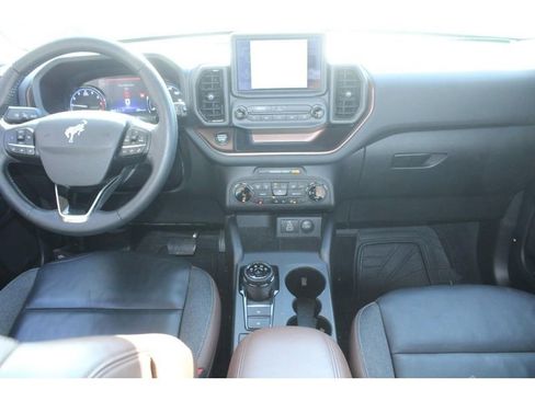 Used 2023 Ford Bronco Sport Outer Banks image 12