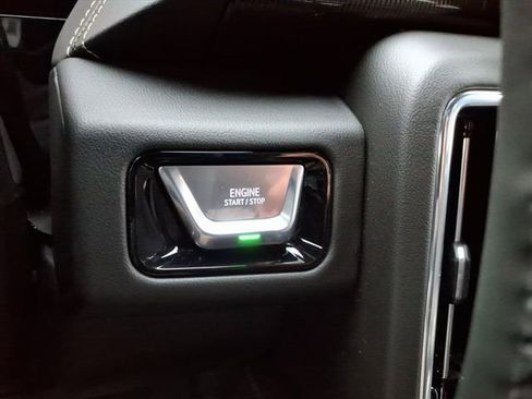 New 2026 GMC Yukon XL Elevation image 35