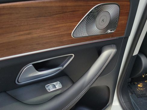 Certified 2026 Mercedes-Benz GLE 350 4MATIC image 8