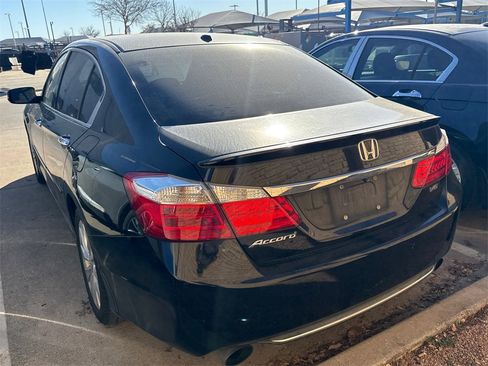 Used 2015 Honda Accord EX-L image 7