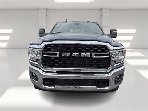 Used 2024 RAM 2500 Big Horn w/ Level 2 Equipment Group image 8