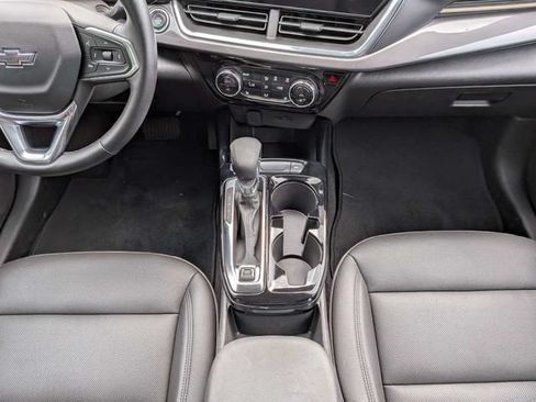 Used 2025 Chevrolet Trax ACTIV w/ Driver Confidence Package FWD image 20