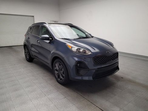 Used 2022 Kia Sportage Nightfall Edition image 13