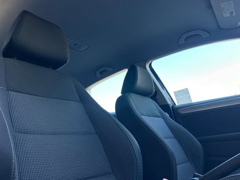 Used 2012 Volkswagen Golf 2-Door image 17