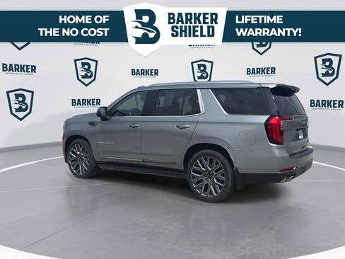 Used 2025 GMC Yukon Denali Ultimate AWD/4WD image 7