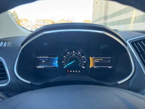 Certified 2020 Ford Edge Titanium image 28