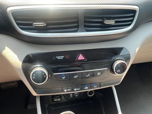 Used 2019 Hyundai Tucson SE AWD/4WD image 24