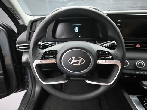 New 2026 Hyundai Elantra SE FWD image 10
