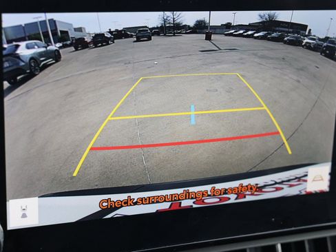 Used 2025 Toyota RAV4 XLE image 20