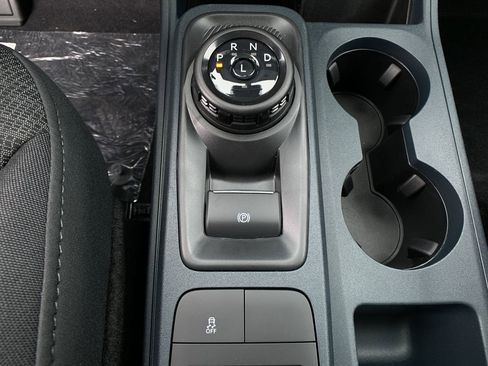 New 2025 Ford Maverick XL image 38