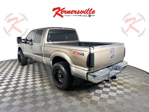 Used 2015 Ford F250 XLT w/ XLT Value Package image 5