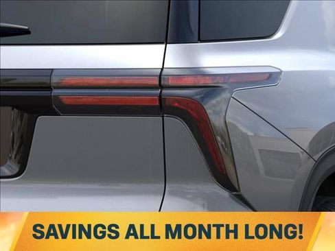 New 2026 Chevrolet Traverse LT w/ Midnight/Sport Edition FWD image 11