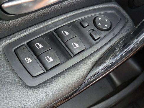Used 2014 BMW 335i Sedan RWD image 21