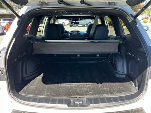Used 2025 Subaru Forester Wilderness w/ Wilderness Package AWD/4WD image 27